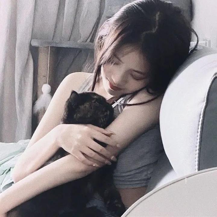 她痴迷于我的丈夫